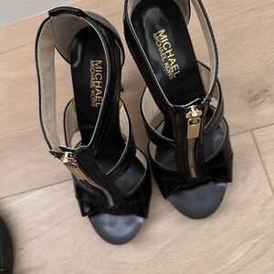 Michael Kors NWOT black heels